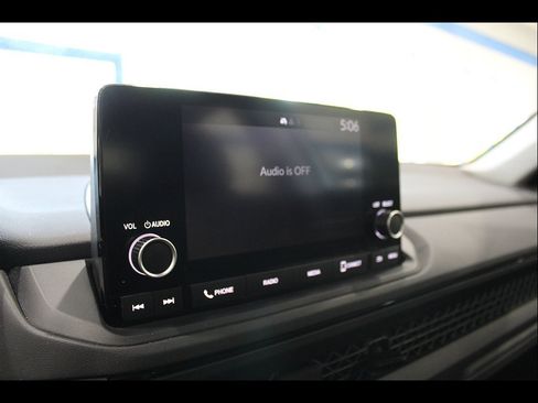 Certified 2023 Honda Accord LX image 28