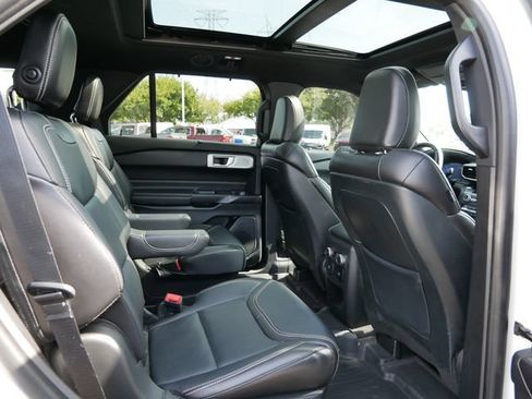 Used 2020 Ford Explorer ST w/ ST Street Pack AWD/4WD image 15