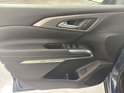 Used 2024 Chevrolet Traverse LT w/ LPO, Floor Liner Package FWD image 20