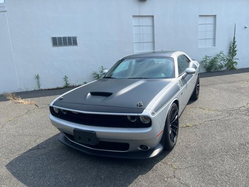 Used 2022 Dodge Challenger R/T Scat Pack w/ T/A Package image 4