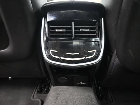 Used 2013 Cadillac XTS Platinum FWD image 38