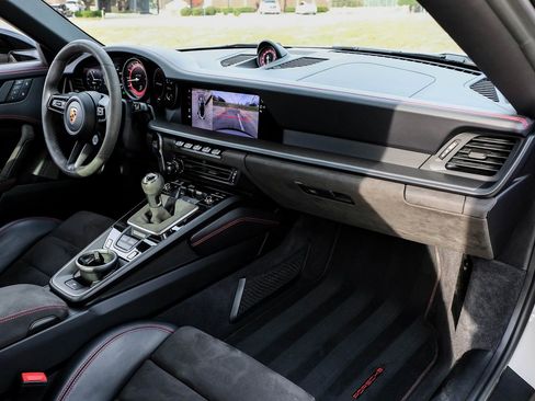 Used 2023 Porsche 911 Targa 4 GTS image 7