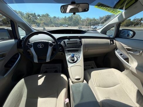 Used 2010 Toyota Prius Two image 10