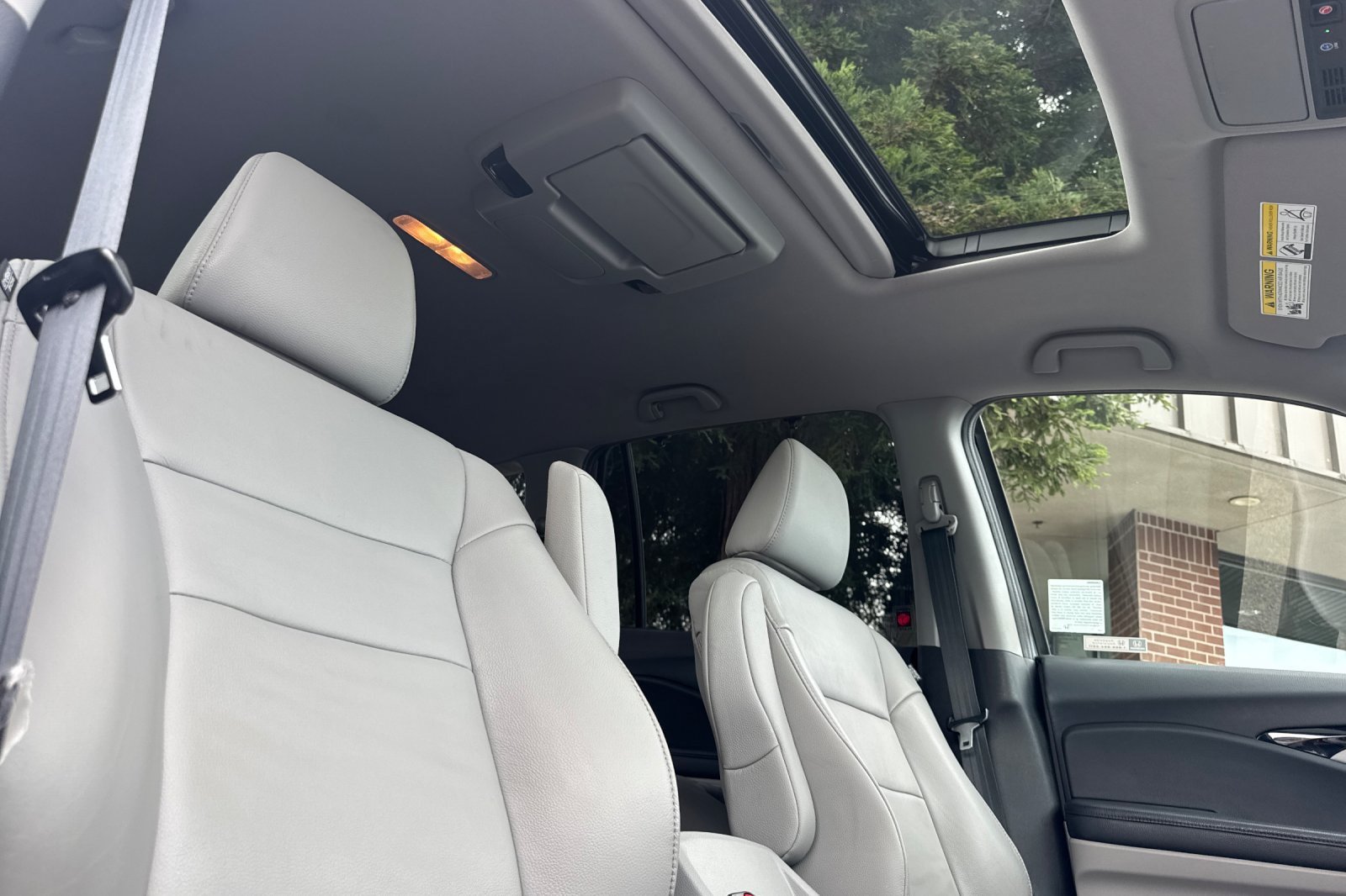 Used 2020 Honda Pilot Touring image 16