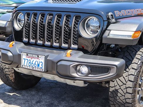 Used 2023 Jeep Gladiator Mojave w/ LED Lighting Group AWD/4WD image 9