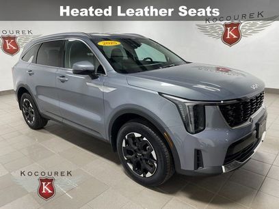 Used 2025 Kia Sorento S