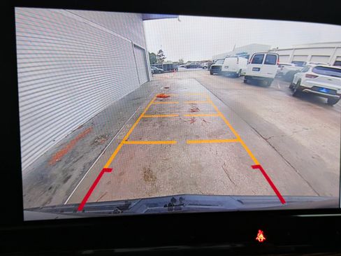 Used 2021 Cadillac Escalade Premium Luxury w/ Driver Assist Tech Package image 15