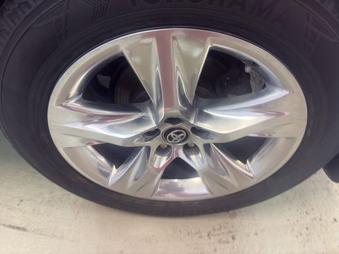 Used 2016 Toyota Highlander Limited Platinum AWD/4WD image 35