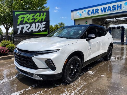 Used 2024 Chevrolet Blazer LT w/ Midnight/Sport Edition FWD image 1