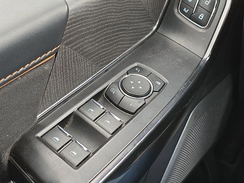 Certified 2022 Ford F150 Platinum w/ Equipment Group 701A High image 14