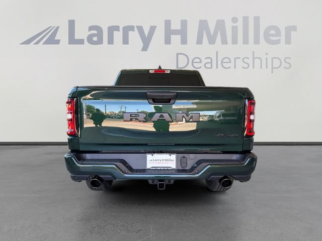 New 2026 RAM 1500 Express AWD/4WD image 4