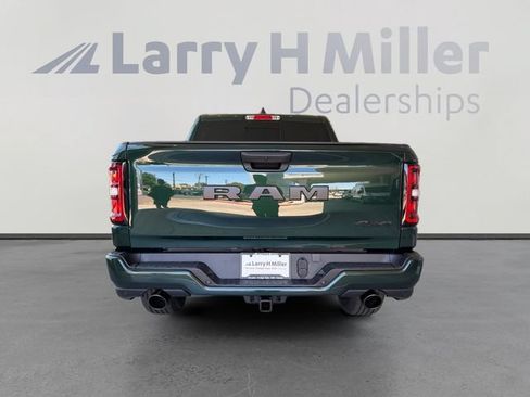 New 2026 RAM 1500 Express AWD/4WD image 4
