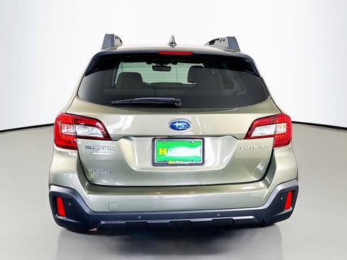 Used 2019 Subaru Outback 2.5i Limited image 8