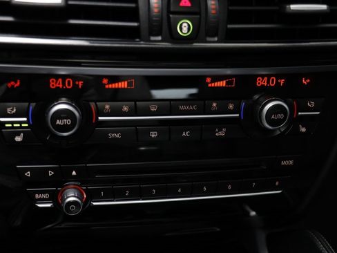 Used 2019 BMW X6 xDrive35i w/ Premium Package image 11