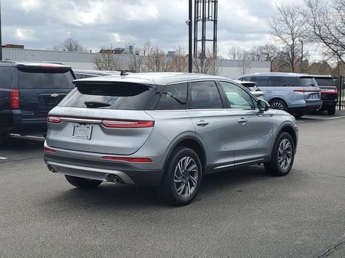 Certified 2023 Lincoln Corsair AWD w/ Equipment Group 101A image 4