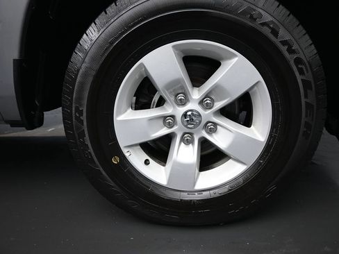 Used 2024 RAM 1500 Classic SLT AWD/4WD image 10