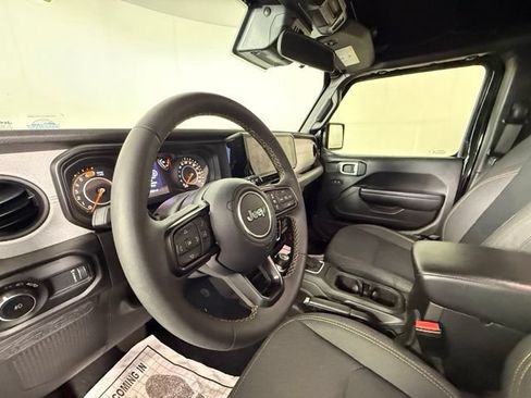 Used 2024 Jeep Wrangler Unlimited Sport AWD/4WD image 6