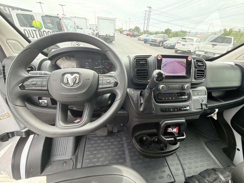 Used 2025 RAM ProMaster 3500 w/ Convenience Group FWD image 17