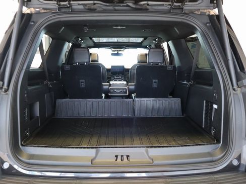 Used 2024 Ford Expedition Max Limited image 34