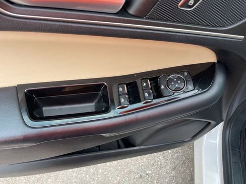 Used 2017 Ford Edge SEL w/ Equipment Group 201A image 17