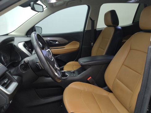 Used 2019 GMC Terrain SLT w/ Preferred Package image 17