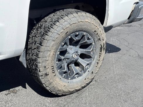 Used 2014 Chevrolet Silverado 1500 LT w/ LT Convenience Package AWD/4WD image 6