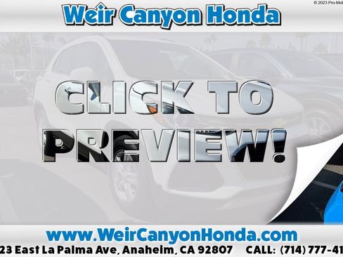 Used 2020 Chevrolet Trax LT w/ LT Convenience Package FWD image 1