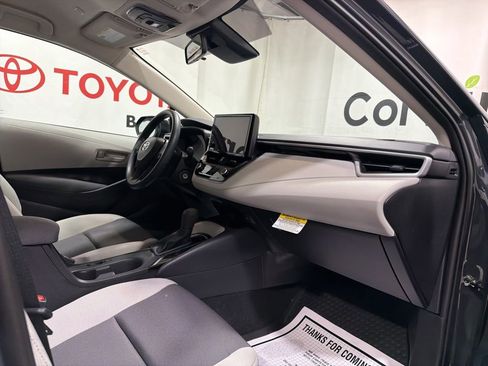 Used 2026 Toyota Corolla LE FWD image 13