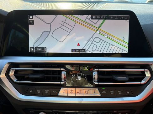 Used 2023 BMW M4 Competition w/ Executive Package image 25