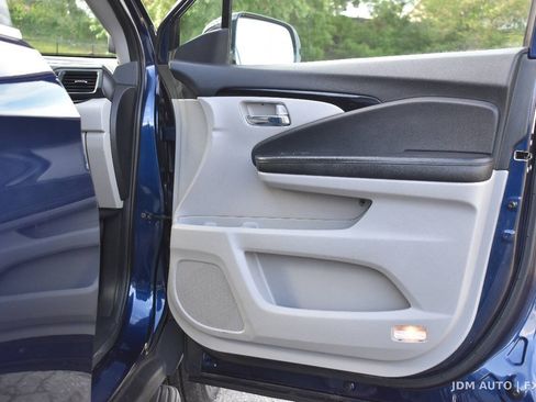 Used 2016 Honda Pilot Touring image 9