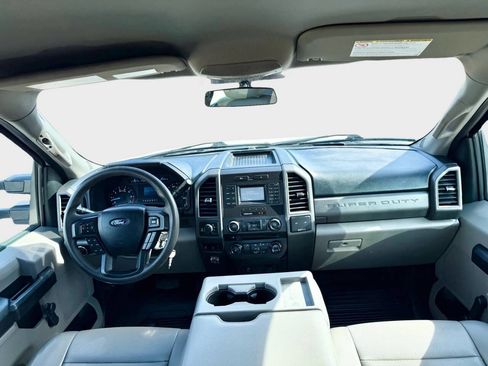 Used 2017 Ford F250 XL image 16