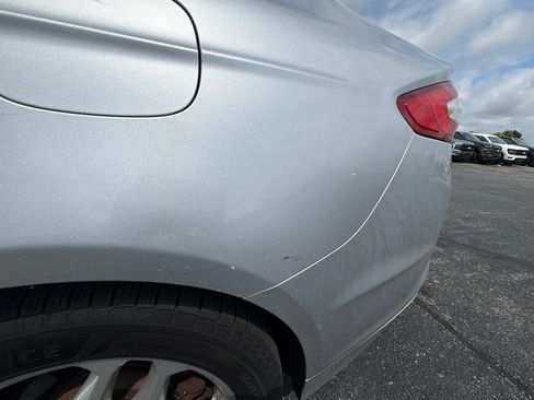 Used 2014 Ford Fusion SE FWD image 20