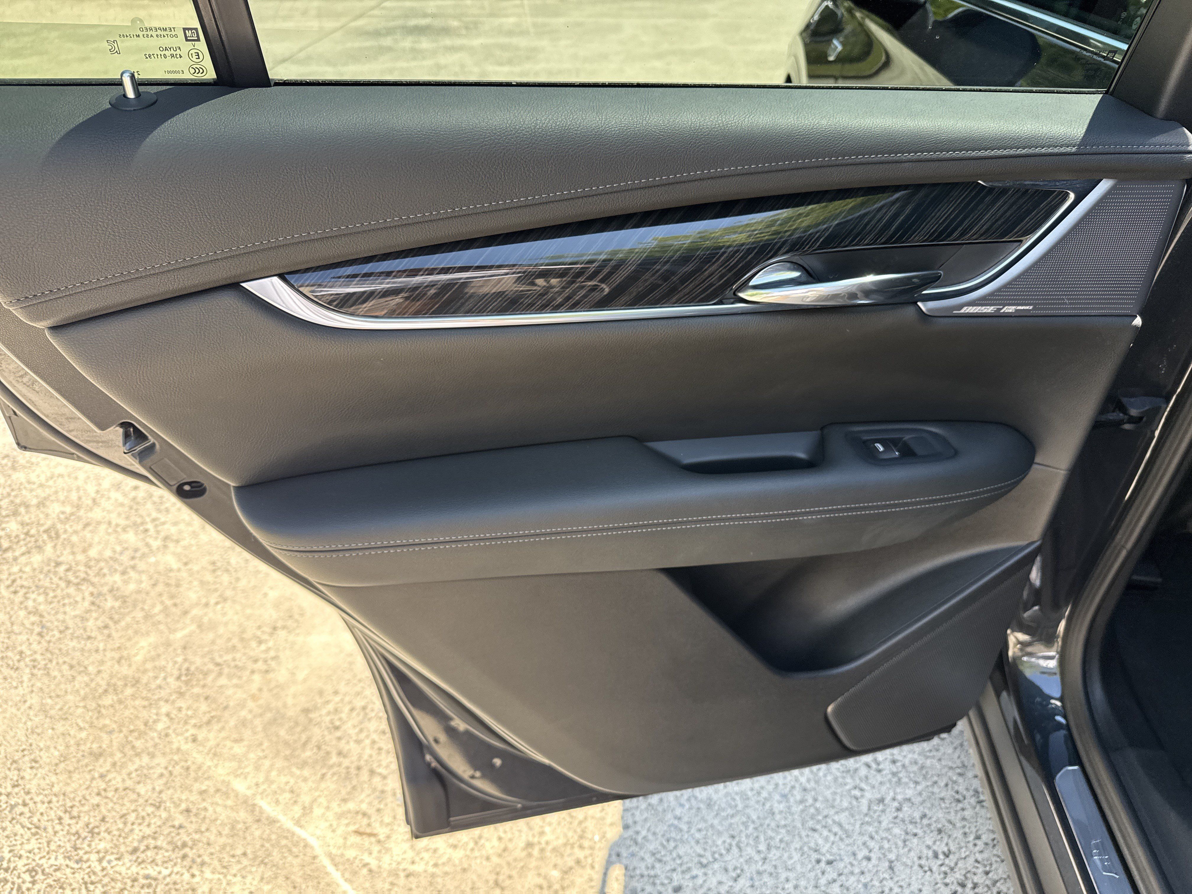 Used 2023 Cadillac XT6 Premium Luxury FWD image 16