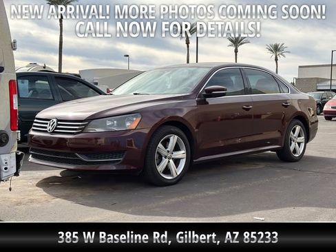 Used 2013 Volkswagen Passat 2.5 SE image 1
