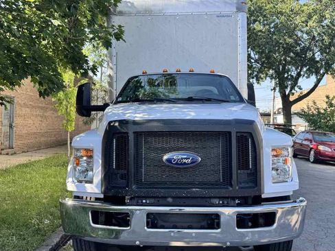 Used 2023 Ford F650 2WD Regular Cab Super Duty image 2