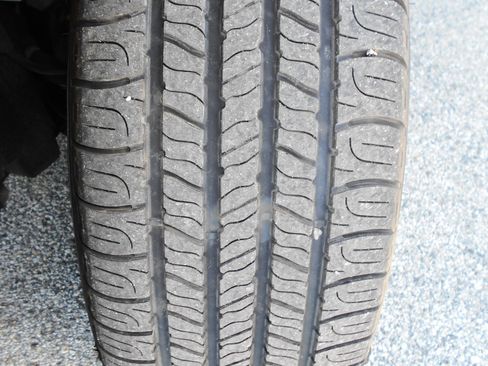 Certified 2022 Jeep Compass Latitude image 11