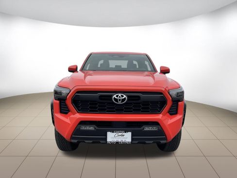 Used 2024 Toyota Tacoma TRD Off-Road AWD/4WD image 2
