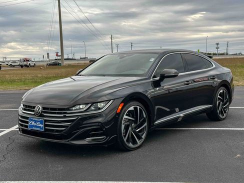 Used 2023 Volkswagen Arteon SEL Premium w/ Arteon MDO Package image 10