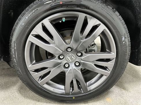 Used 2022 Honda Pilot Sport image 14