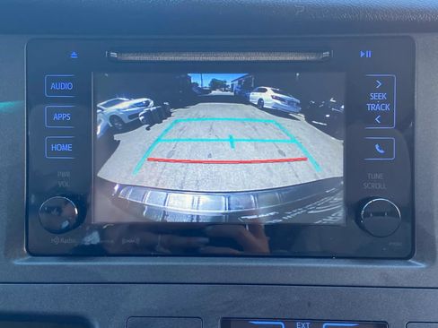 Used 2017 Toyota Sienna LE FWD image 11
