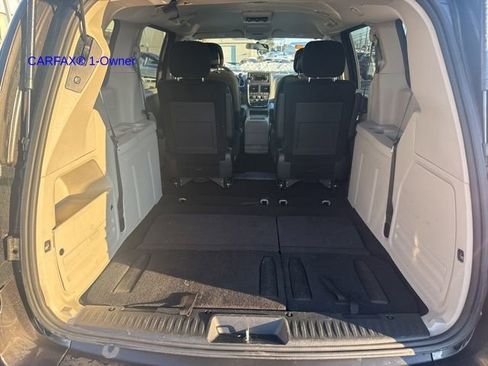 Used 2015 Dodge Grand Caravan SXT image 9