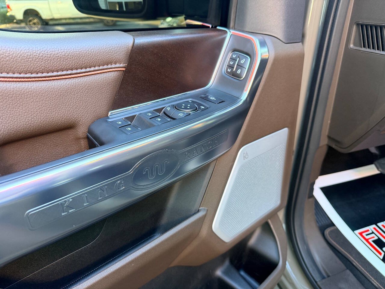 Used 2027 Ford F450 King Ranch w/ Chrome Package AWD/4WD image 19