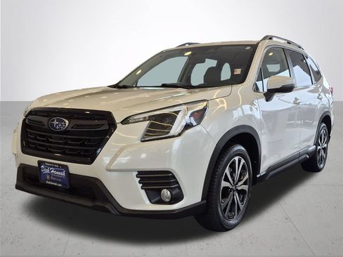 Used 2022 Subaru Forester Limited AWD/4WD image 2