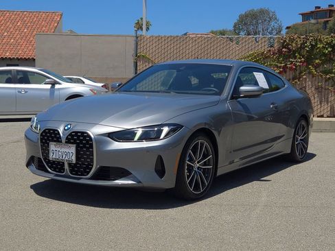 Used 2026 BMW 430i Coupe w/ Premium Package RWD image 2