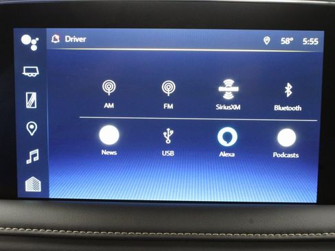 Used 2023 Chevrolet Suburban Premier image 17