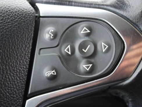 Used 2019 Chevrolet Traverse LT AWD/4WD image 28