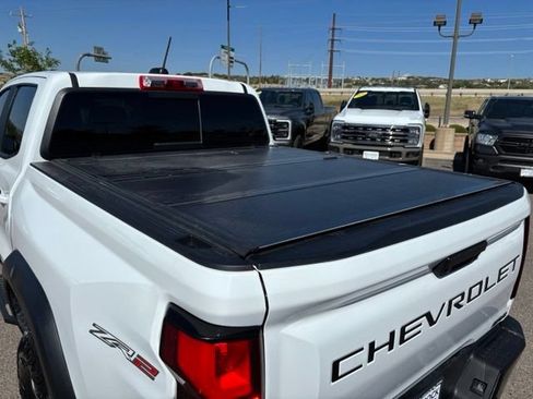 Certified 2024 Chevrolet Colorado ZR2 w/ Technology Package AWD/4WD image 20