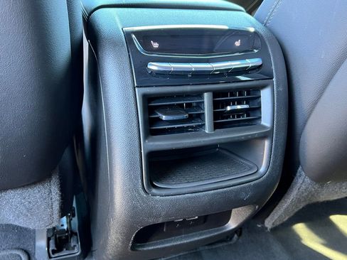 Used 2020 Cadillac XT5 Premium Luxury AWD/4WD image 13