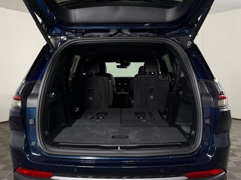 New 2026 Jeep Grand Cherokee L Limited AWD/4WD image 10