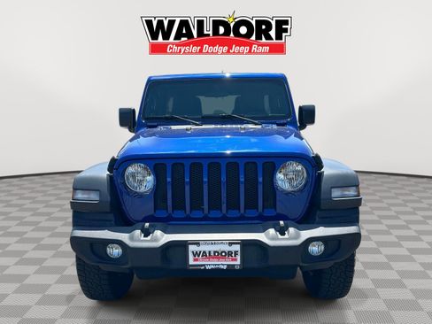 Used 2018 Jeep Wrangler Unlimited Sport S AWD/4WD image 2